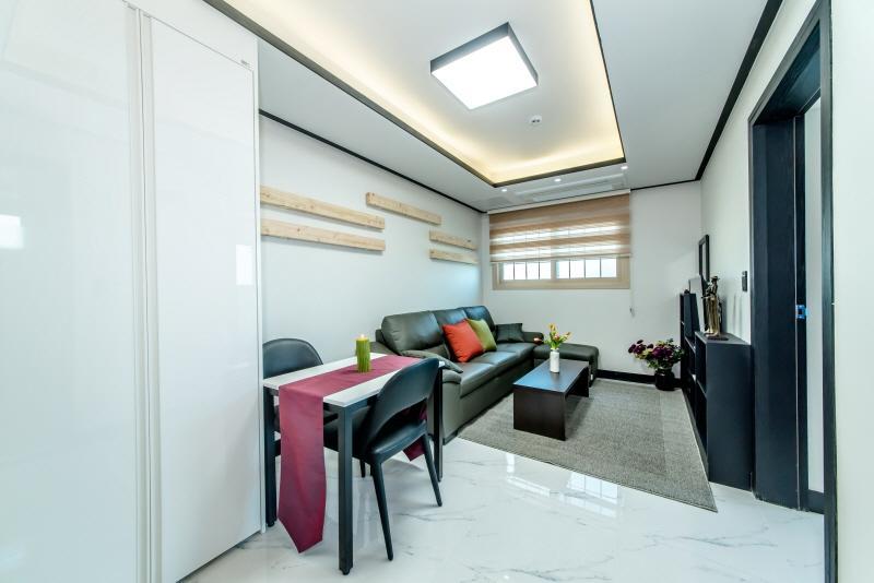 Jeju Skyhill Pension Seogwipo Exterior photo